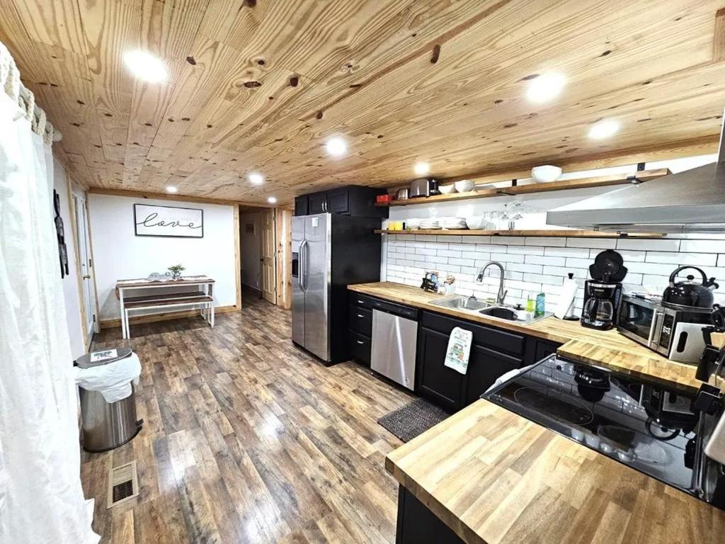 Modern Style, Arcade, Fire Pit, Pet Friendly Villa Pigeon Forge Eksteriør billede